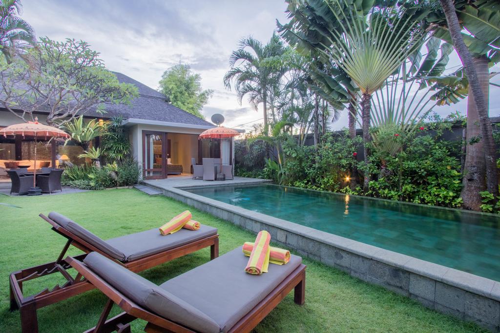 Chimera Villas Seminyak Exterior foto